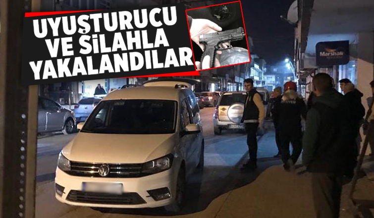 Üzerlerinden uyuşturucu ve silah çıktı