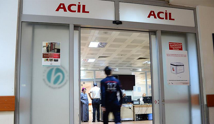 Uzunkum' da kaza, sürücü ölümden döndü