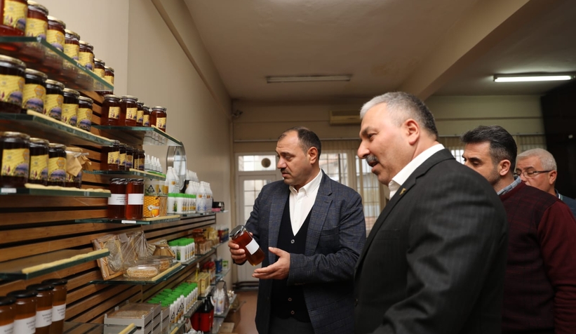 Vali Kaldırım Arıcılar Birliği'ni ziyaret etti