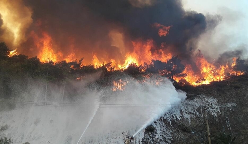 Vali Kaldırım'dan açıklama: Hepimizin ciğerini yaktı