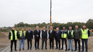 Vali Kaldırım Hendek'te incelemelerde bulundu.