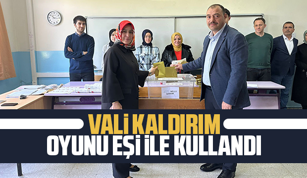 Vali Kaldırım oyunu kullandı