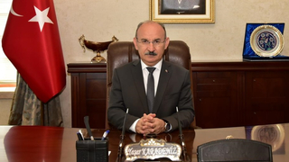 Vali Karadeniz'den Öğretmenler Günü mesajı