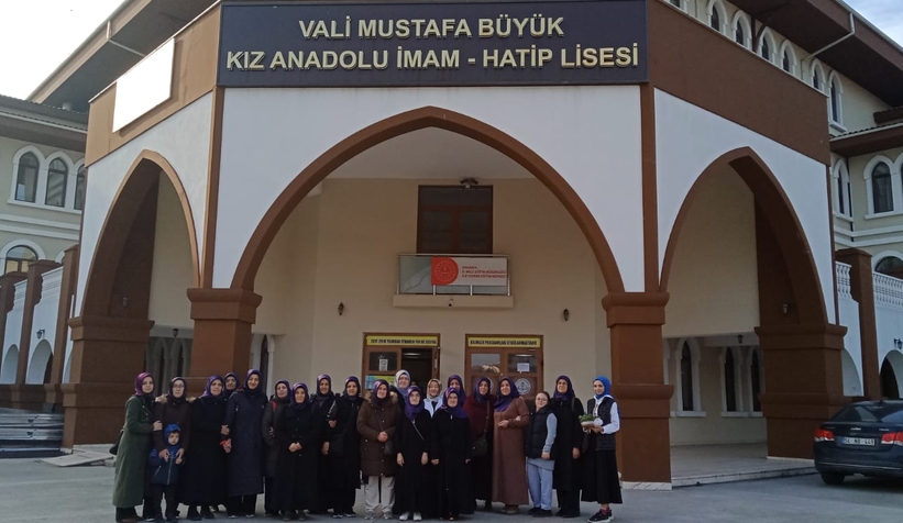 Vali Mustafa Büyük Kız AİHL'den Dünya Engelliler Günü etkinliği