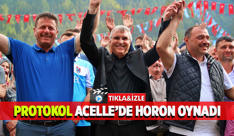 Vali ve Büyükşehir Belediye Başkanı Acelle'de horon oynadı