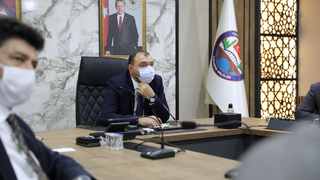 Validen 'kul hakkına girmeyin, ev ziyaretlerini' sonlandırın çağrısı