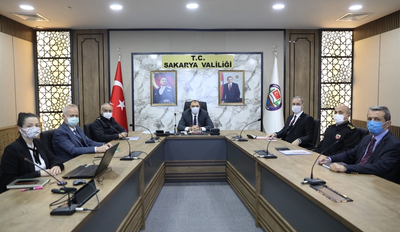 Valilikte tam kapanma toplantısı