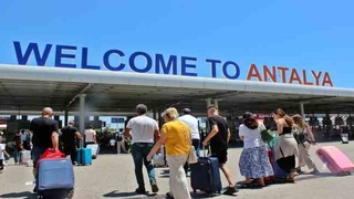 Yabancı turist sayısı Temmuz'da rekor kırdı