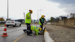 Yağış alarmı; Mazgaller temizlendi
