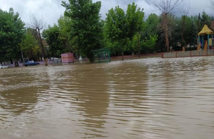 Yağış Yazılı'yı vurdu