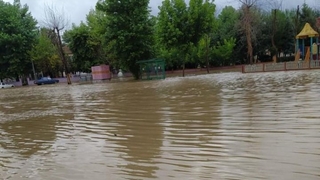 Yağış Yazılı'yı vurdu