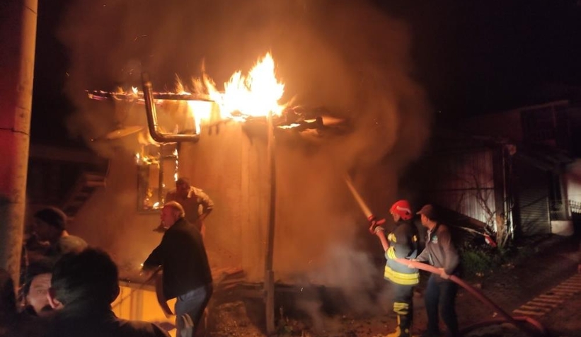 Yanan evden kurtarılmıştı, hayatını kaybetti