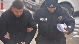 Yanıltıcı bilgi yaymaktan gözaltına alındı