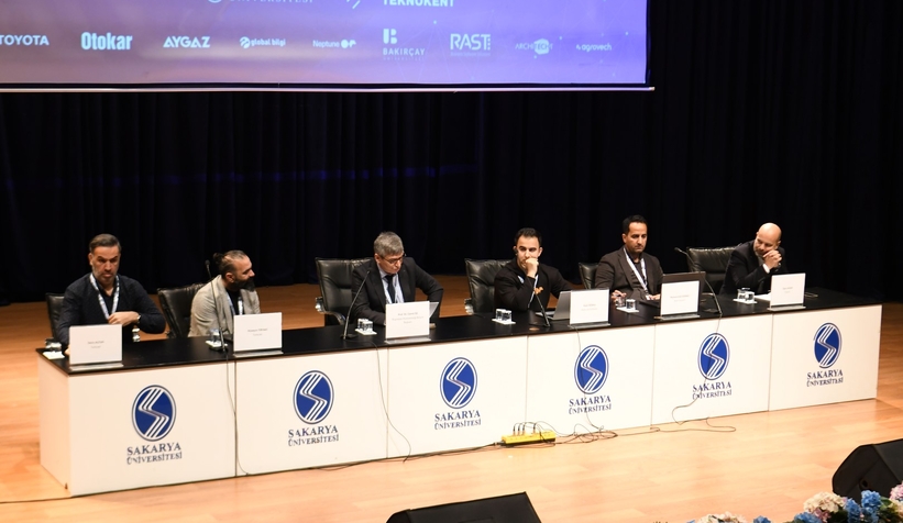 Yapay zeka zirvesi gerçekleşti