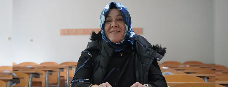 Yaralı parmağıyla sınava girdi, üniversiteyi kazandı