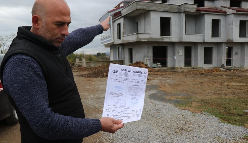 Yarım kalan evinin inşaatına devam etmek isterken şoku yaşadı
