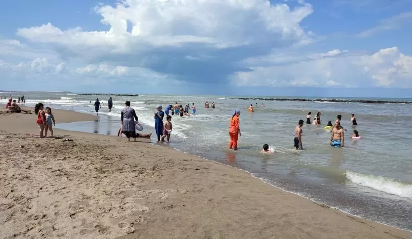 Yasak kalktı sahile akın ettiler