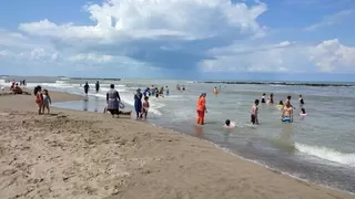 Yasak kalktı sahile akın ettiler