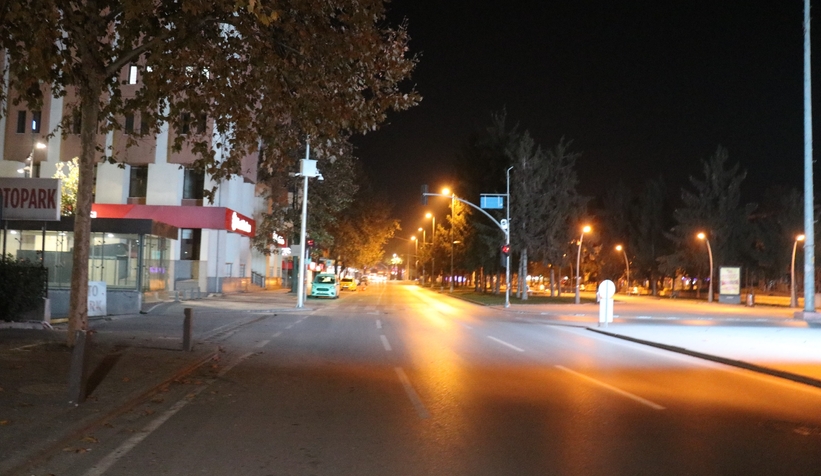 Yasak sonrası şehir hayalet kente döndü