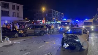 Yasak  U dönüşü kazası: 1’i çocuk 7 yaralı