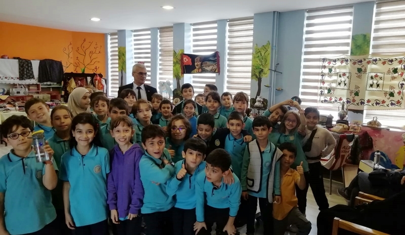 Yaşları küçük, yürekleri kocaman