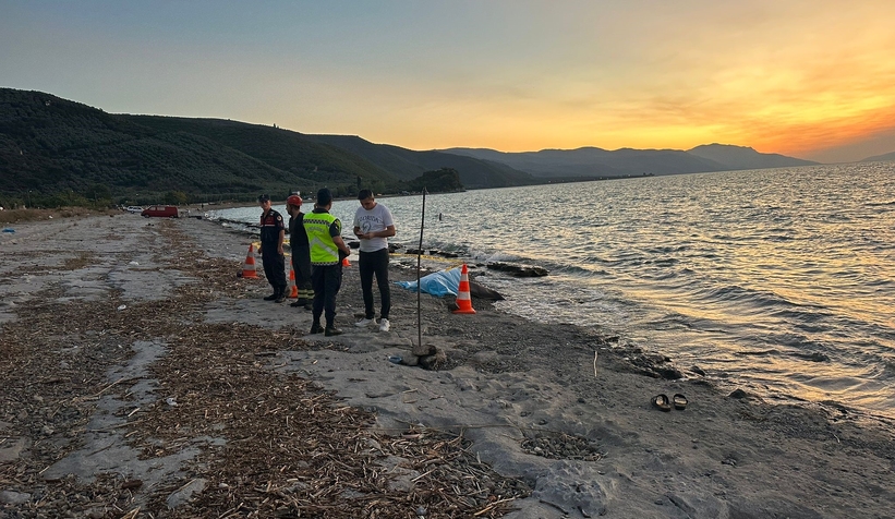 Yaşlı adam gölde boğuldu