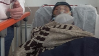 Yaşlı çift sobadan zehirlendi