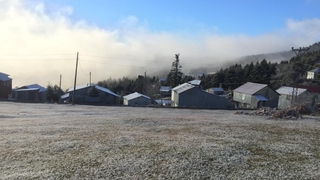 Yaylalara kar yağdı