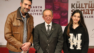 Yazar Yalsızuçanlar Sakaryalı okurlarıyla buluştu