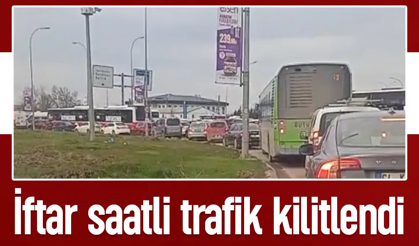 Yazlık Kavşağı'nda trafik kilitlendi