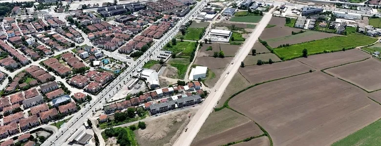 Yazlık Kavşağı’nın trafik yükünü azaltacak yeni koridorda sona gelindi