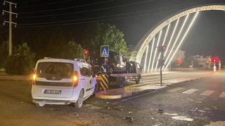 Yazlık'ta kaza: 3 yabancı uyruklu yaralandı