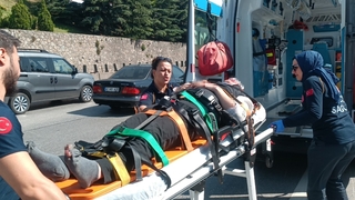 Yeni aldığı motosikletle kaza yaptı