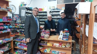 Yeni bakkallara destek