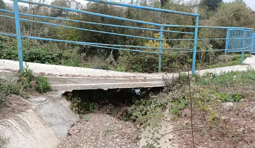 Yeni doğan bebek su kanalına bırakıldı