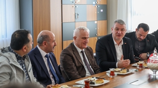 Yenilenen Fevzi Çakmak İlkokulu’na ziyaret