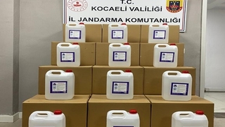 Yılbaşı öncesi 900 litre bandrolsüz etil alkol ele geçirildi