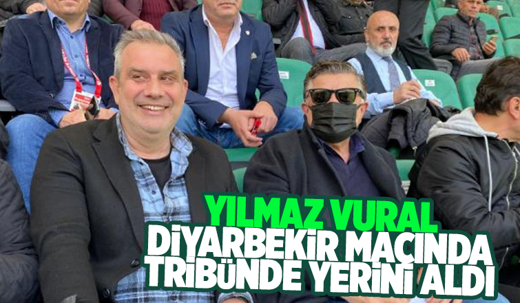 Yılmaz Vural tribünde yerini aldı
