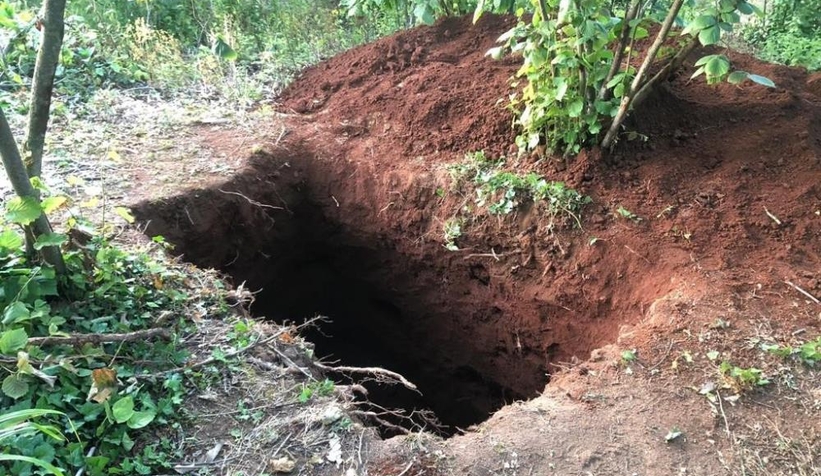 Yok artık; Afganlılar define ararken yakalandı