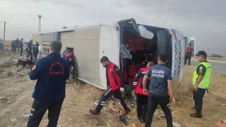 Yolcu otobüsü kazası: 6 ölü, 33 yaralı
