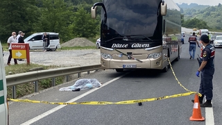 Yolcu otobüsünün çarptığı kadın öldü