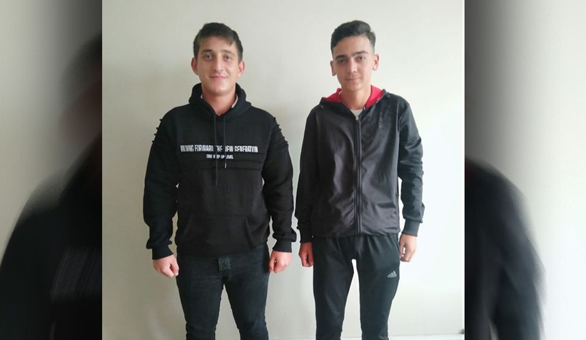 Yolda buldukları 40 bin liralık dövizi sahibine teslim ettiler