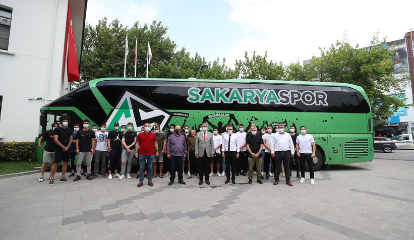 Yüce'den Sakaryaspor’a 100 bin TL’lik destek