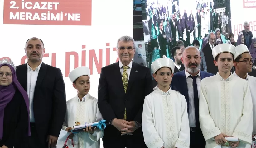 Yüce’den hafızlık icazeti alan öğrencilere tebrik