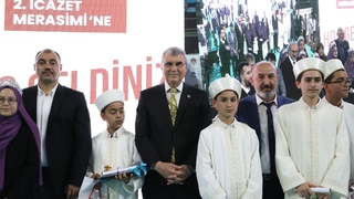 Yüce’den hafızlık icazeti alan öğrencilere tebrik