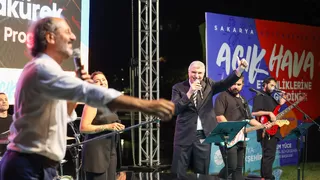 Yücen Arzen söyledi, Başkan Yüce eşlik etti