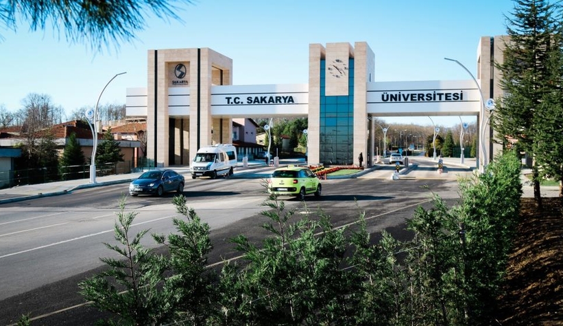 Yüksek lisansı kazandı, üniversite reddetti iddiası