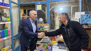 Yunus Tever Karasu'da ziyaretlerde bulundu