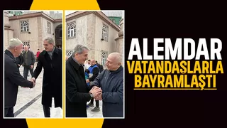 Yusuf Alemdar vatandaşla bayramlaştı