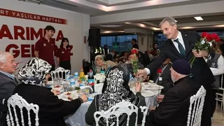 Yusuf Alemdar’dan yürek ısıtan kucaklaşma